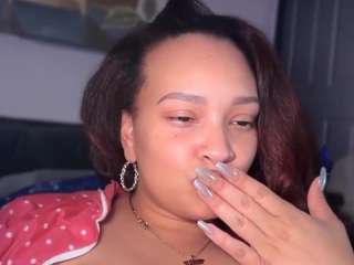 sashaishere webcam model stream image