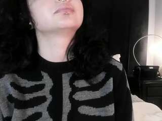 adeelinee webcam model stream image