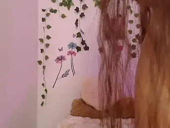 Sara__666 webcam stripchat model stream image