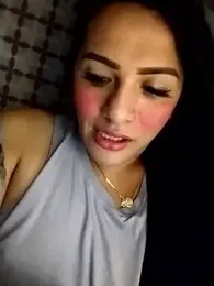 Yourbabyshane webcam model stream image