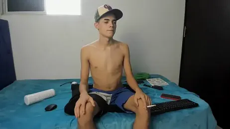 Latinos_2001 webcam model stream image