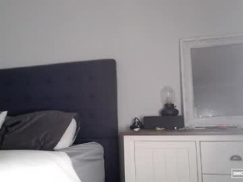 naomirhoades webcam model stream image