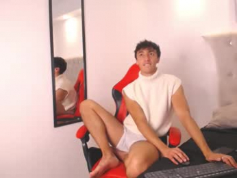 lucca_noir webcam model stream image