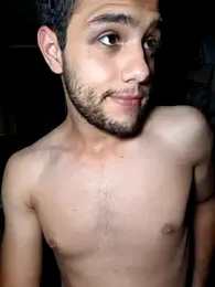 PrettyBoyyy11 webcam model stream image