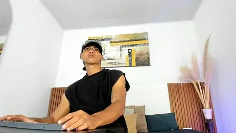 zander_2120 webcam model stream image