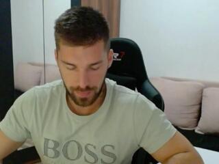 Darius Giles webcam model stream image