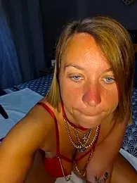 Aphrodite-22 webcam stripchat model stream image