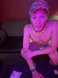 LintLiqour webcam model stream image