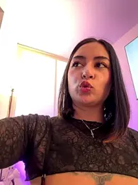 Rae_Lil_White webcam model stream image