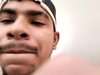javier_hot27_ webcam model stream image