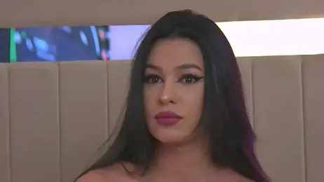 reyabaines webcam model stream image