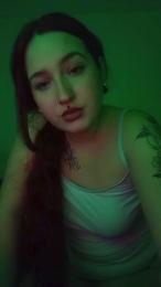 Beebeesitafeet webcam model stream image