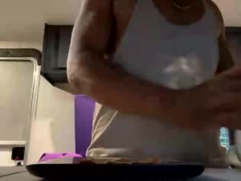 drizzys_room webcam model stream image