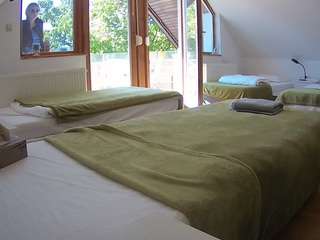 voyeurcam-julmodels-bed-2 webcam model stream image