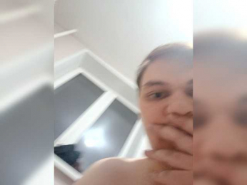 Leah17 webcam model stream image