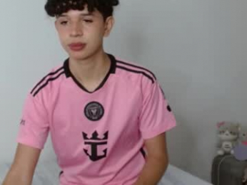 cuddly_twinkie webcam chaturbate model stream image
