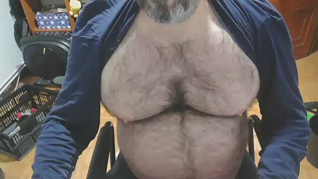 mikeyhotbear webcam model stream image