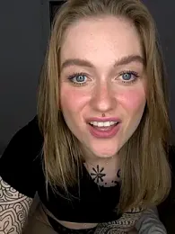 Goldi159 webcam model stream image