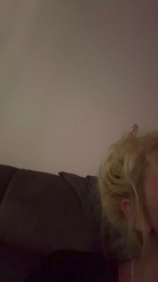 Emwarr1998 webcam model stream image