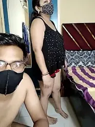 Hot_couple_99 webcam model stream image