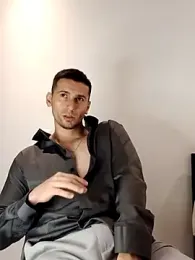 PhilipLawns webcam model stream image