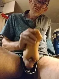 ROBERT0516 webcam model stream image