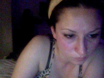 NecroMilfa webcam model stream image