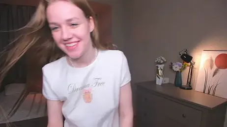 OdellaFrake webcam model stream image