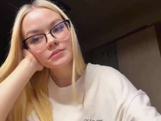 valeriepfifer webcam model stream image