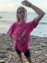 Lady_Liaa webcam model stream image