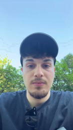 Hank_04 webcam model stream image