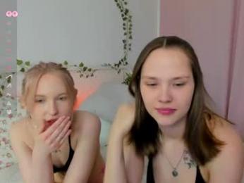 lisaluve webcam chaturbate model stream image