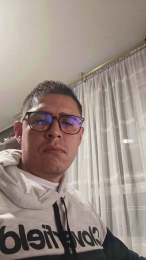 julian9113sexy webcam model stream image