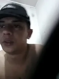 Ariihot webcam stripchat model stream image