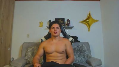 Julian_wallace webcam model stream image