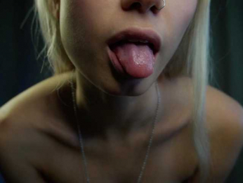 RosyCheeks1 webcam model stream image