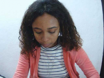 Laminnah webcam model stream image