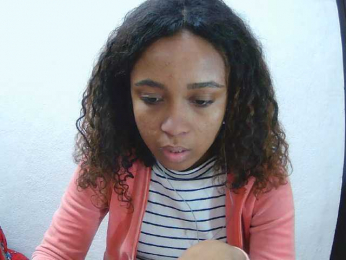 Laminnah webcam model stream image