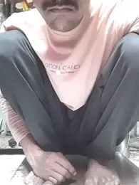 Burhade-- webcam model stream image