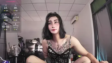 Rainbow-sweet webcam model stream image