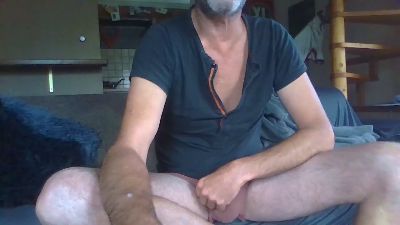 Magritte01 webcam model stream image