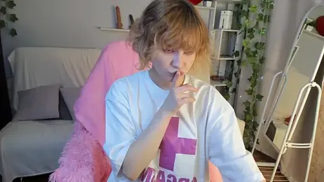 furi_crecks webcam model stream image