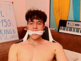 Nikk Carville webcam model stream image