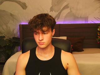 Nikk Carville webcam model stream image