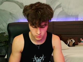 Nikk Carville webcam model stream image