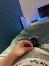 Thomascrtz webcam stripchat model stream image