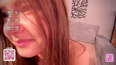 EditaBelow webcam model stream image