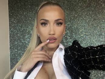 ElsaPressley webcam livejasmin model stream image