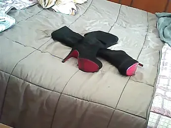 Cugi00 webcam model stream image