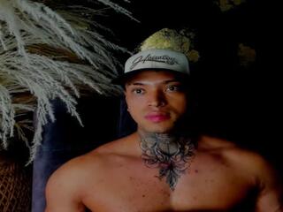 Stiven Collins webcam model stream image